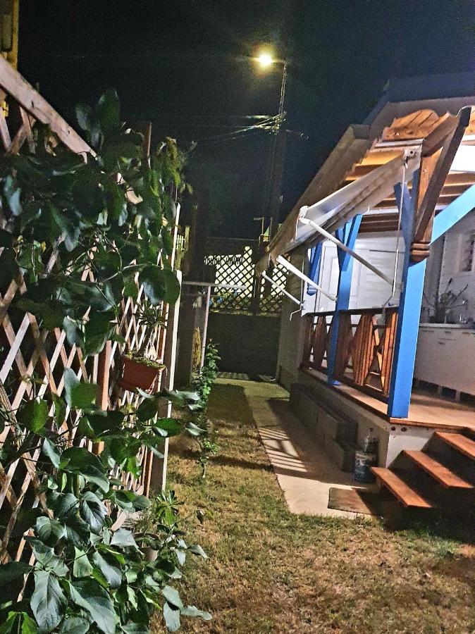 Deux Chambres Et Deux Salles De Bain Dans La Maison De Michelle L'Amirade Grande Anse  Buitenkant foto
